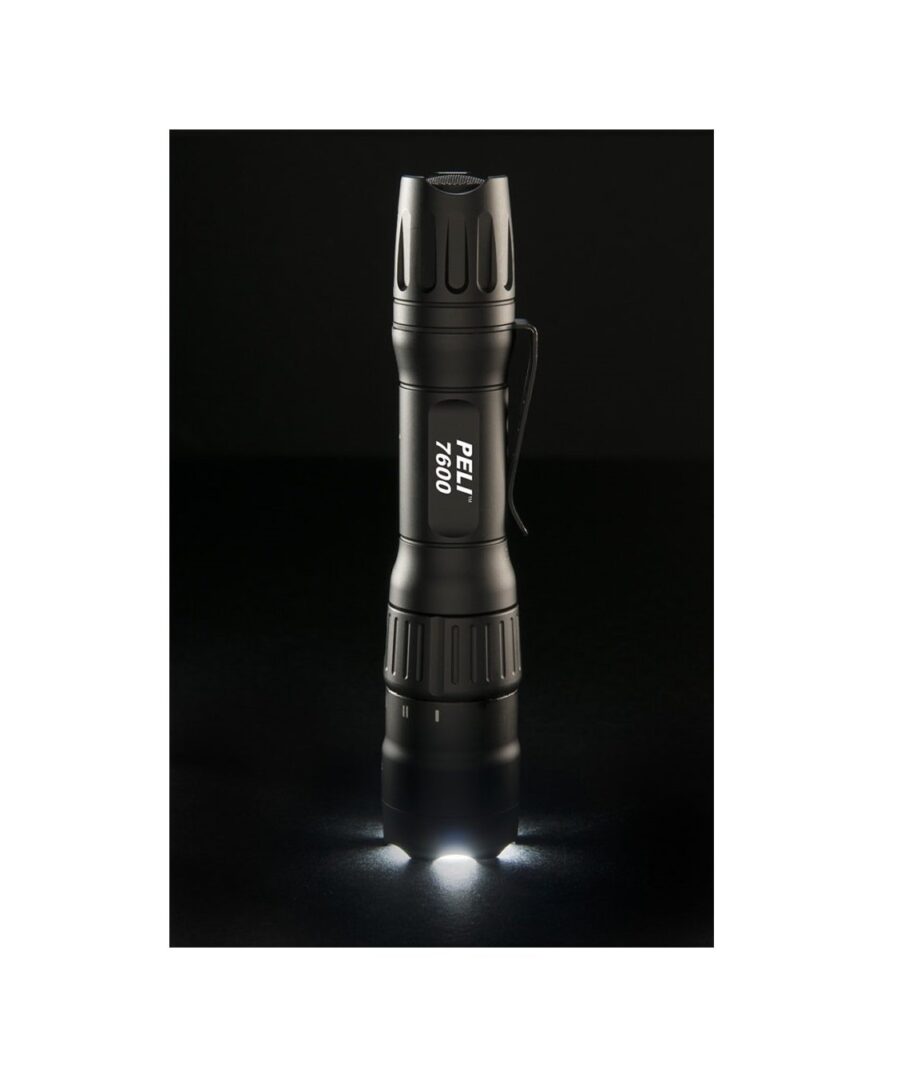 peli-high-lumens-led-tactical-torch-police-682x1024